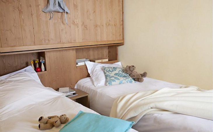 Les Nereides, La Plagne, Twin Bedroom 2